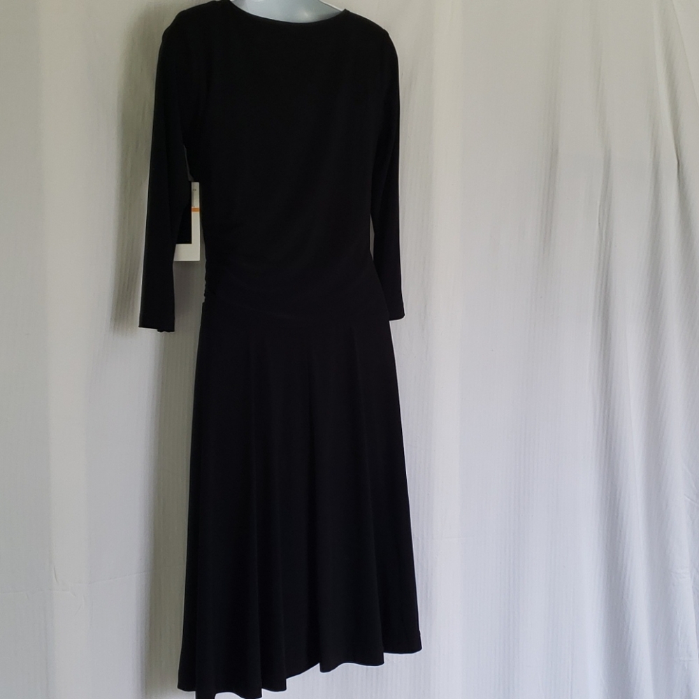 Dress - Picture 8 of 14